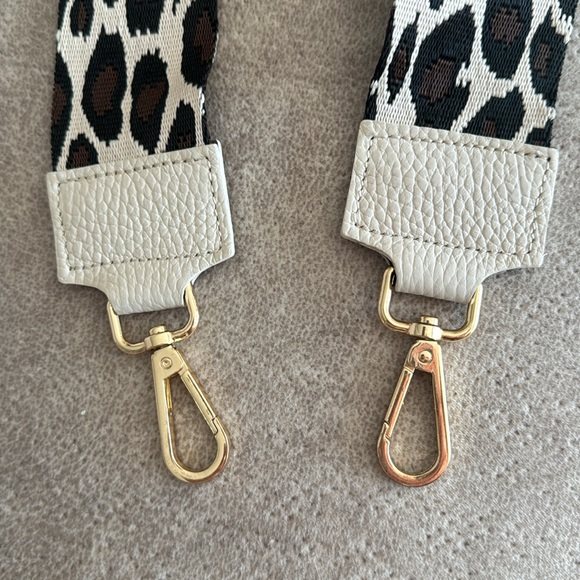 Leopard adjustable print bag strap-NWOT with gold hardware - Picture 2 of 4